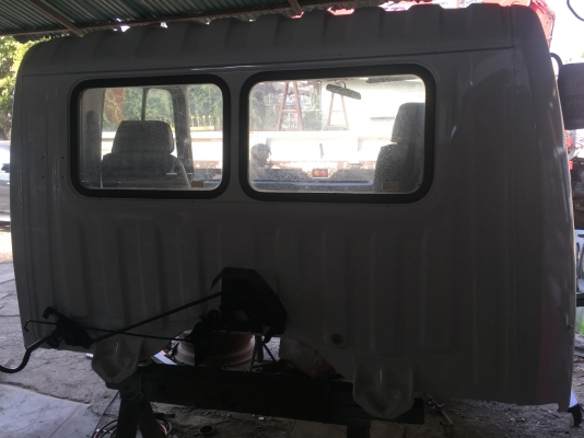 ขาย  !!! หัวเก๋งสิบล้อ HINO สิงไฮเทค  !!!  สีใหม่ มีขาดีดหน้า-ขาคำ้หลัง กันชน พร้อมใช้