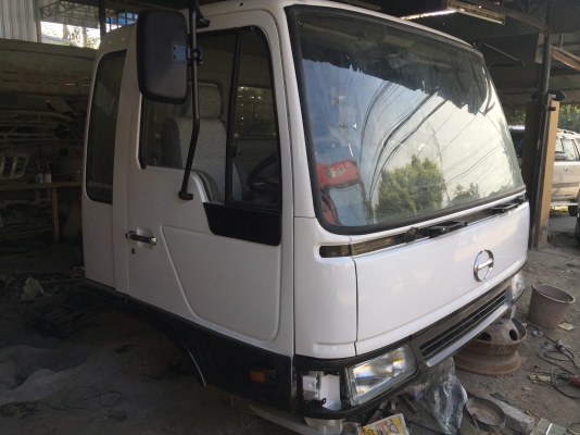 ขาย  !!! หัวเก๋งสิบล้อ HINO สิงไฮเทค  !!!  สีใหม่ มีขาดีดหน้า-ขาคำ้หลัง กันชน พร้อมใช้