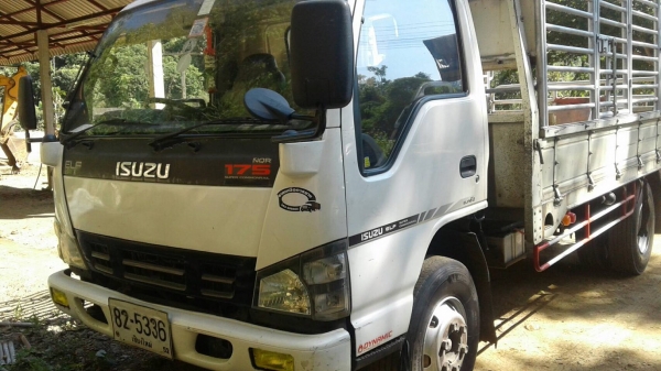 ขายNQR175HP.ปี49ยาว4.3ม.ช่วงต่อดั้มสวยๆเดิมๆพร้อมใช้ ครบทุกระบบ เล่มพร้อม