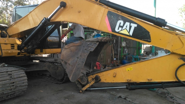 ขายรถแบคโฮ