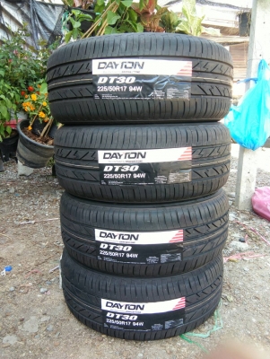 ขายยางใหม่ 225/50R17 DAYTON ปลายปี17 เครือเดียวกับบริดจสโตน ชุดละ 5900 บาท พร้อม ใส่ ถ่วง ฟรี