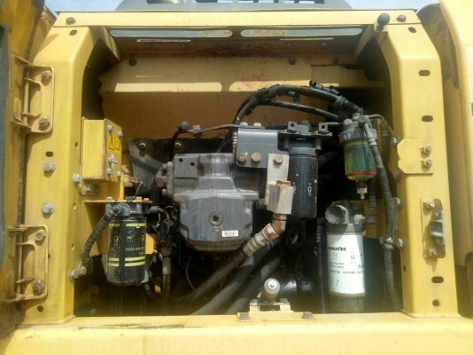 มี VDO ให้ชม.KOMATSU PC200-8 เอกสารอินวอย ราคา 1150000