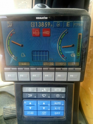 มี VDO ให้ชม.KOMATSU PC200-8 เอกสารอินวอย ราคา 1150000