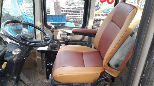 ขายHITACHI LX200 240 hp (179 kw) เทียบเท่ากับ KOMATSU WA430-6 สภาพสวยพร้อมใช้ ราคาไม่แพง โทร 084-5424150