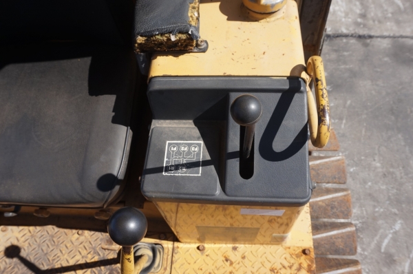 ขายรถแทรกเตอร์ MITSUBISHI BD2G นำเข้าจากญี่ปุ่น(ราคาถูกมาก)