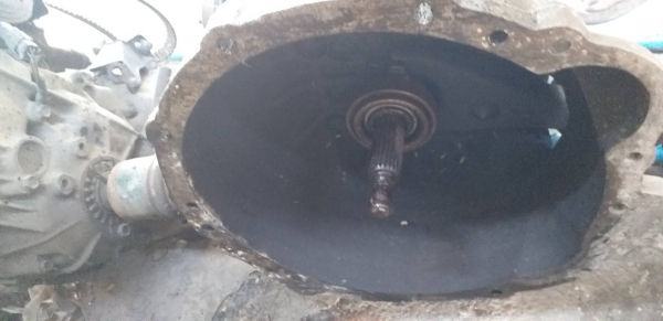 เกียร์หัวหมูชน 2JZ ISUZU ELF 4.3 ดีเซล