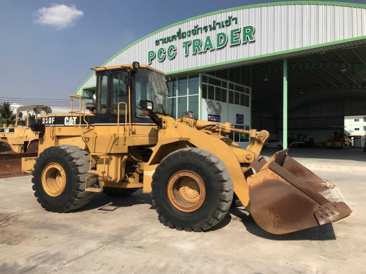 CAT 950F2 นำเข้าจากญี่ปุ่น รถใช้งานแค่ 3 พันกว่าชั่วโมงครับ