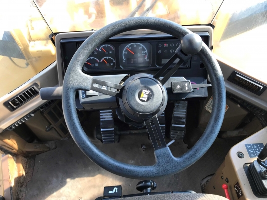 CAT 950F2 นำเข้าจากญี่ปุ่น รถใช้งานแค่ 3 พันกว่าชั่วโมงครับ CAT 950F2 นำเข้าจากญี่ปุ่น รถใช้งานแค่ 3 พันกว่าชั่วโมงครับ