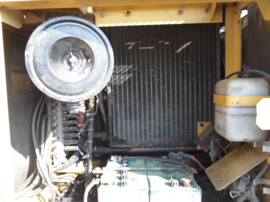 PC130-6  KOMATSU  อาร์มพิเศษ มีไลน์แปป แอร์เย็น ช่วงล่างใหม่ ระบบไฟฟ้าครบ สภาพสวยพร้อมใช้ สนใจโทรหาที่เบอร์ 081-989-1989 หรั่งครับ