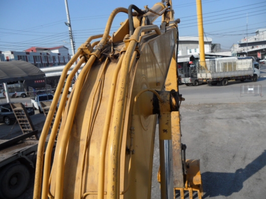 PC130-6  KOMATSU  อาร์มพิเศษ มีไลน์แปป แอร์เย็น ช่วงล่างใหม่ ระบบไฟฟ้าครบ สภาพสวยพร้อมใช้ สนใจโทรหาที่เบอร์ 081-989-1989 หรั่งครับ