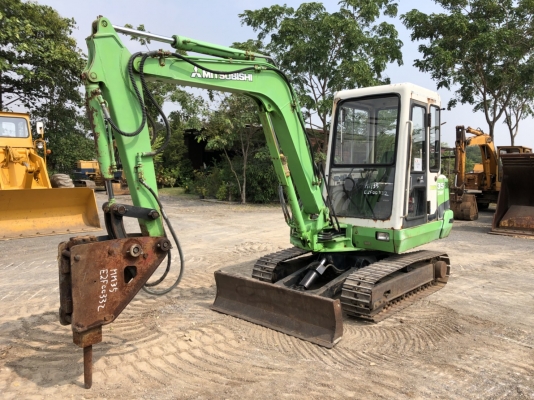 ขาย รถแม็คโคร MITSUBISHI MM35 พร้อมหัวกระแทก พร้อมใช้งาน นำเข้าเองจากประเทศญี่ปุ่น ติดต่อ 063-9316985 ID LINE : 0639316985 ครับ