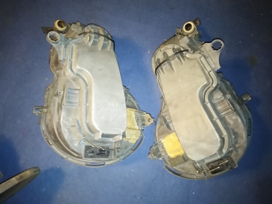 ไฟหน้าBENตากลมขาย3500บาท