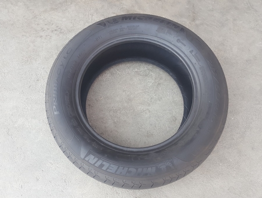 ขายยาง\% 215/60/16 ปี 17 MICHERLIN Pimacy 4 เส้น ขายยาง\% 215/60/16 ปี 17 MICHERLIN Pimacy 4 เส้น