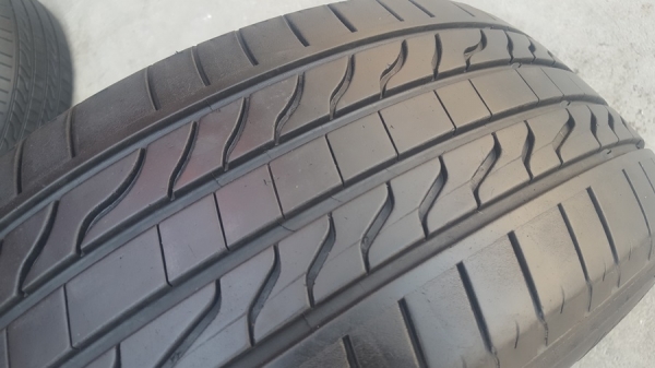 ขายยาง\% 215/60/16 ปี 17 MICHERLIN Pimacy 4 เส้น ขายยาง\% 215/60/16 ปี 17 MICHERLIN Pimacy 4 เส้น