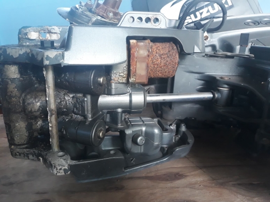 Suzuki 85 แรง ขายเป็นอะไหล่ ราคาตามสภาพ อุปกรณ์ สภาพดี Suzuki 85 แรง ขายเป็นอะไหล่ ราคาตามสภาพ อุปกรณ์ สภาพดี