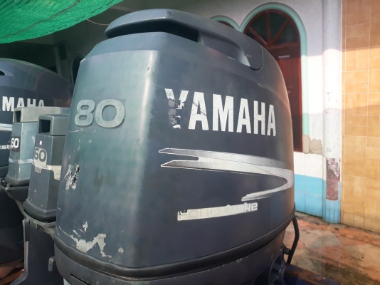 Yamaha80แรง 4จังหวะ หาง25นิ้ว สภาพดี พร้อมใช้งาน Yamaha80แรง 4จังหวะ หาง25นิ้ว สภาพดี พร้อมใช้งาน