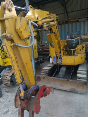 รถแบคโฮ HITACHI 20 รถเก่านอกนำเข้า ยังไม่เคยใช้งานในไทย ชม.การทำงาน 2000+ ชม. รถติดปากคีบ คอนโทลสั้น คอนโทลน้ำมัน เครื่องดี ปั๊มดี พร้อมใช้งาน มีเอกสารใบอินวอยซ์ มี VDO การการทำงานให้ชม