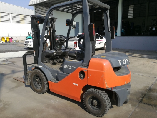 Toyota 02-8FDL20 ฟอร์คลิฟท์ 2 ตัน ดีเซล นำเข้าจากญี่ปุ่น โทร. 080-6565422 (หนิง)