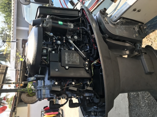 ขายเรือ u19 พร้อมเครื่อง yamaha 60 แรง พร้อมเทเลอร์