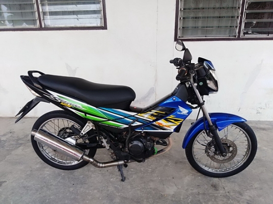 ขายHonda​ Sonic ปี​50 สตาร์ทเท้า