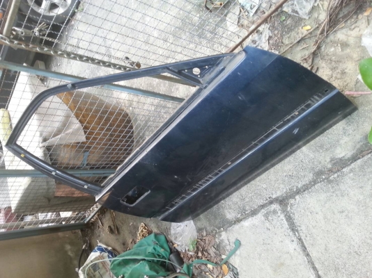 ขายประตูหน้าขวาแอ็คครอดตาเพชร