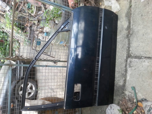 ขายประตูหน้าขวาแอ็คครอดตาเพชร