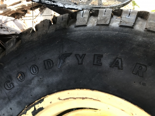 ขายยางกระทะ.  44X18.00-20. ยัมม่า45