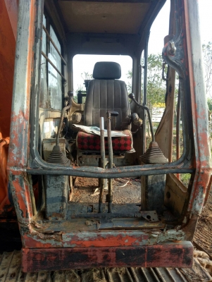 มี VDO ให้ชม.HITACHI UH025 ขนาดเท่า 60 ปั๊มนิ้วเร็วแรง ราคา 300000 มี VDO ให้ชม.HITACHI UH025 ขนาดเท่า 60 ปั๊มนิ้วเร็วแรง ราคา 300000