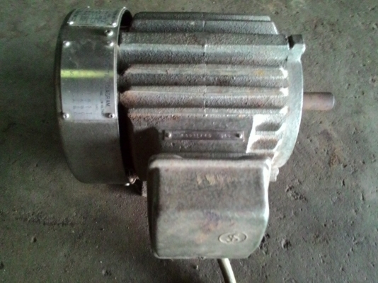 มอเตอร์สามเฟส