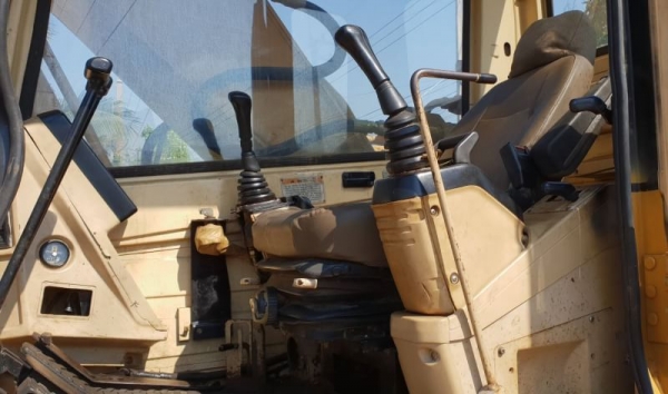 CAT320-Bรถนอกราคา950, 000บาทเพิ่งนำเข้ายังไม่เคยใช้งานในเมืองไทยเลยบูมอาร์มสวยช่วงล่างเต็มเอวเเน่นเครื่องดีปั้มดีไฟฟ้าครบซีเรียสสูงเร็วเเรงไม่โหลดรถสวยสถาพเดิมๆดีพร้อมใช้สนใจโทรหา081-989-1989หรั่งครับ