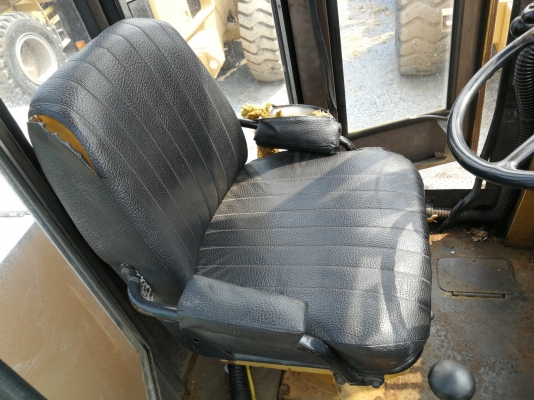 รถญี่ปุ่นเกรดA ขายถูก KOMATSU 510 กรองเดี่ยว ซีเรียลสูง นำเข้าจากญี่ปุ่น โทร.090-986-2521 อ๊อบ