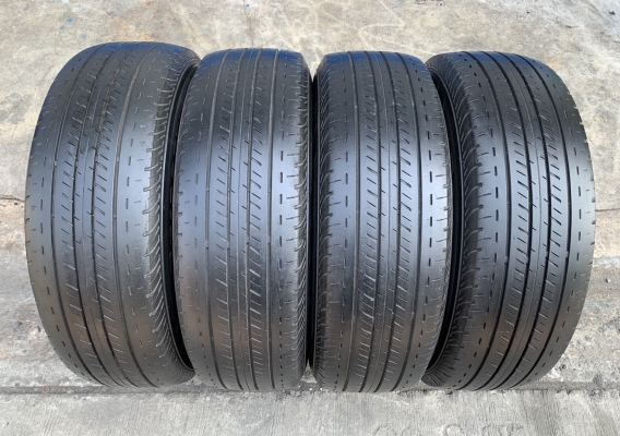 ล้อแม็ก Toyota Vigo Champ สีเทาดำ ขอบ 16 พร้อมยาง 215-65-16 Bridgestone ปี 14