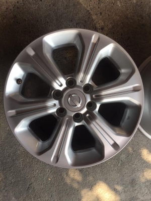 แม๊กนาวาร่า16x7 ใส่รถเตี้ยได้รถสูงได้ มี1คู่3500บ.โทร0879050181.ส่งได้ทั่วไทย