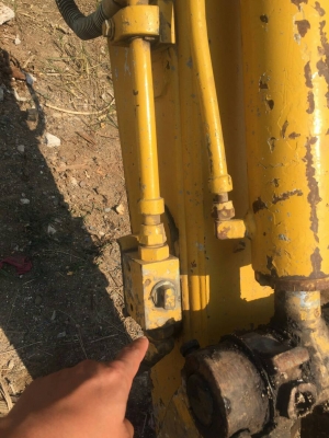 ขายรถแบคโฮ KOMATSU PC78US-6 ให้หัวกระแทกพร้อมบุ้งกี๋ เอกสารอินวอย ราคา 680000