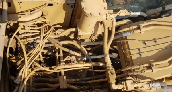 ขายด่วนรถแบคโฮCAT320-Bรถนอกเพิ่งนำเข้าจากญี่ปุ่นเดิมๆออโต้คันเร่งเต่าต่ายช้วโม่งทำงานแค่1800ชั่วโม่งยังไม่เคยใช้งานในเมืองไทยเลย ขายด่วนรถแบคโฮCAT320-Bรถนอกเพิ่งนำเข้าจากญี่ปุ่นเดิมๆออโต้คันเร่งเต่าต่ายช้วโม่งทำงานแค่1800ชั่วโม่งยังไม่เคยใช้งานในเมืองไทยเลย