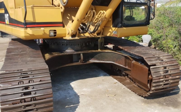 ขายด่วนรถแบคโฮCAT320-Bรถนอกเพิ่งนำเข้าจากญี่ปุ่นเดิมๆออโต้คันเร่งเต่าต่ายช้วโม่งทำงานแค่1800ชั่วโม่งยังไม่เคยใช้งานในเมืองไทยเลย ขายด่วนรถแบคโฮCAT320-Bรถนอกเพิ่งนำเข้าจากญี่ปุ่นเดิมๆออโต้คันเร่งเต่าต่ายช้วโม่งทำงานแค่1800ชั่วโม่งยังไม่เคยใช้งานในเมืองไทยเลย
