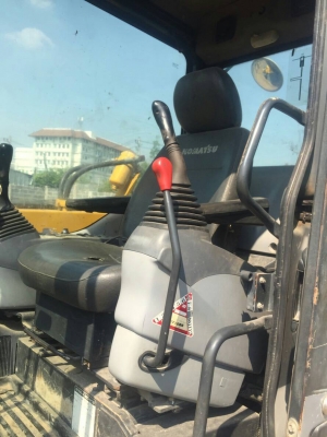 ขายรถแบคโฮ KOMATSU PC78US-6 ให้หัวกระแทกพร้อมบุ้งกี๋ เอกสารอินวอย ราคา 680000 ขายรถแบคโฮ KOMATSU PC78US-6 ให้หัวกระแทกพร้อมบุ้งกี๋ เอกสารอินวอย ราคา 680000