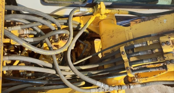 ขายด่วนรถแบคโฮKOMATSUโคมัสซูรุ่นยอดนิยมสวยๆPC100-5เครื่องโคมัสซู4D95เทอร์โบเครื่องดีปั่มแรงรถนอกเพิ่งนำเข้ามาใหม่ยังไม่เคยใช้งานในเมืองไทยเลย ขายด่วนรถแบคโฮKOMATSUโคมัสซูรุ่นยอดนิยมสวยๆPC100-5เครื่องโคมัสซู4D95เทอร์โบเครื่องดีปั่มแรงรถนอกเพิ่งนำเข้ามาใหม่ยังไม่เคยใช้งานในเมืองไทยเลย