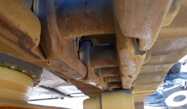 PC100-5รถนอกแทัขายแค่650,000บาทKOMATSUสวยๆเครื่องโคมัสซู4D95เทอร์โบเครื่องดีปั่มแรงรถนอกเพิ่งนำเข้ามาใหม่ยังไม่เคยใช้งานในเมืองไทย เครื่องดีปั้มเเรงไฟฟ้าครบออโต้คันเร่งตัวเดินออโต้พร้อมใช้บูมอาร์มสวยช่างล่างดีมีไลน์หัวเจาะ รถสวยเร็วแรงไม่โหลดพร้อมใช้เดิมๆ