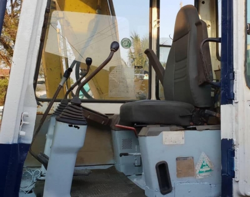 PC100-5รถนอกแทัขายแค่650,000บาทKOMATSUสวยๆเครื่องโคมัสซู4D95เทอร์โบเครื่องดีปั่มแรงรถนอกเพิ่งนำเข้ามาใหม่ยังไม่เคยใช้งานในเมืองไทย เครื่องดีปั้มเเรงไฟฟ้าครบออโต้คันเร่งตัวเดินออโต้พร้อมใช้บูมอาร์มสวยช่างล่างดีมีไลน์หัวเจาะ รถสวยเร็วแรงไม่โหลดพร้อมใช้เดิมๆ