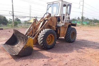 ขายครับ รถตัก โคมัตสุ 507 สวยเดิม พร้อมใช้ สนใจ089-5367218 081-4252943 ขายครับ รถตัก โคมัตสุ 507 สวยเดิม พร้อมใช้ สนใจ089-5367218 081-4252943