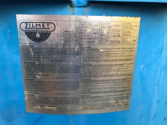 ถังพักลมและน้ำขนาด 1000 ลิตร สภาพสวยงานหนา พร้อมใช้เข้ามา 6 ใบ ถังพักลมและน้ำขนาด 1000 ลิตร สภาพสวยงานหนา พร้อมใช้เข้ามา 6 ใบ