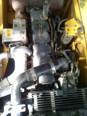 ขายแบคโฮ KOMATSU PC200-8 ไฟเต็มระบบเต็มเอกสารเล่มทะเบียนราคา 1,300,000 ต่อรอง