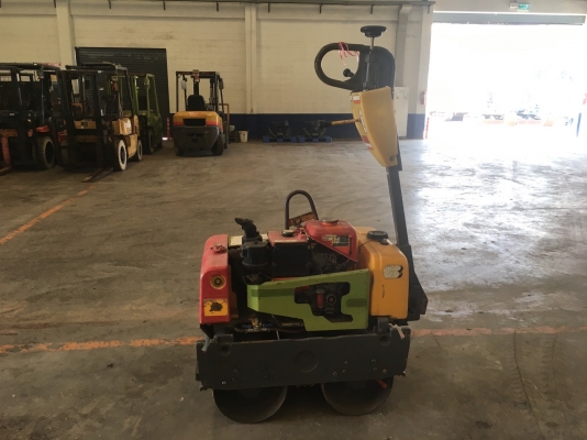 ขายรถบดเดินตาม 1 ตัน SAKAI / BOMAG มือสอง นำเข้าจากญี่ปุ่น สนใจติดต่อ ขายรถบดเดินตาม 1 ตัน SAKAI / BOMAG มือสอง นำเข้าจากญี่ปุ่น สนใจติดต่อ