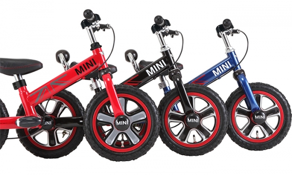 จักรยานบาลานซ์ ฝึกทรงตัว ยี่ห้อ มินิคูเปอร์ (MINI) ช่วยเสริมสร้างพัฒนาการด้านการเรียนรู้การทรงตัว