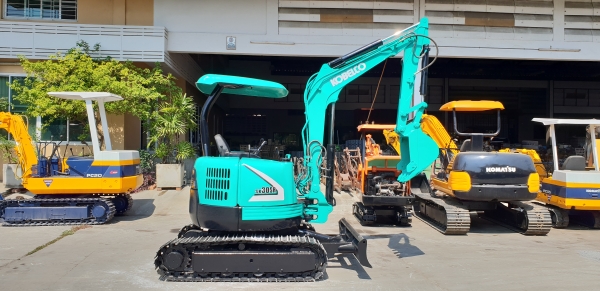 ขาย รถขุด KOBELCO รุ่น SK30SR มือสองญี่ปุ่น แทรกเหล็ก สลัก บูทเอวแน่น 100\% สวยพร้อมใช้งาน มือถือ 0818753444