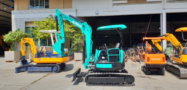 ขาย รถขุด KOBELCO รุ่น SK30SR มือสองญี่ปุ่น แทรกเหล็ก สลัก บูทเอวแน่น 100\% สวยพร้อมใช้งาน มือถือ 0818753444