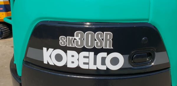 ขาย รถขุด KOBELCO รุ่น SK30SR มือสองญี่ปุ่น แทรกเหล็ก สลัก บูทเอวแน่น 100\% สวยพร้อมใช้งาน มือถือ 0818753444