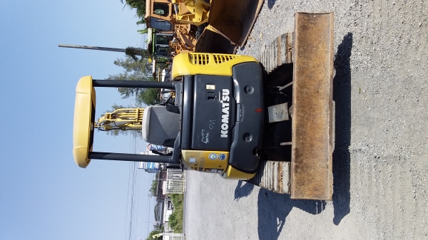 ต้องการขายรถขุดยี่ห้อ KOMATSU-PC30MR-2รถนอกนำเข้าจากญี่ปุ่น ต้องการขายรถขุดยี่ห้อ KOMATSU-PC30MR-2รถนอกนำเข้าจากญี่ปุ่น