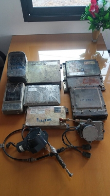 ขาย120,000 ขายเหมาอุปกรณ์กล่องไฟฟ้า หน้าจอ มอเตอร์คันเร่ง รวม 7 รายการ มีดังนี้ 1. กล่องไฟฟ้าพร้อมหน้าจอ KOBELCO sk 200-8 2. กล่องไฟฟ้าพร้อมหน้าจอ SANY s210 3. กล่องไฟฟ้า CAT 320 c 4. กล่องไฟฟ้าใหญ่&เล็กKOMATSU pc 200-5 5. กล่องไฟฟ้า KOMATSU PC228UU ขาย120,000 ขายเหมาอุปกรณ์กล่องไฟฟ้า หน้าจอ มอเตอร์คันเร่ง รวม 7 รายการ มีดังนี้ 1. กล่องไฟฟ้าพร้อมหน้าจอ KOBELCO sk 200-8 2. กล่องไฟฟ้าพร้อมหน้าจอ SANY s210 3. กล่องไฟฟ้า CAT 320 c 4. กล่องไฟฟ้าใหญ่&เล็กKOMATSU pc 200-5 5. กล่องไฟฟ้า KOMATSU PC228UU